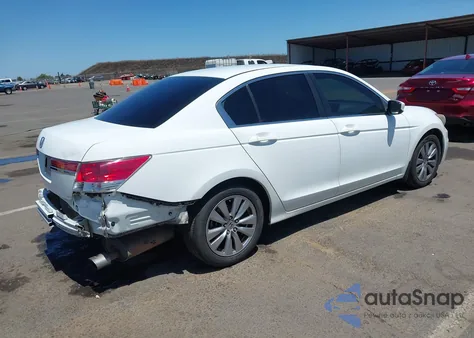 2011 Honda Accord 2.4 Ex from USA, damaged, VIN 1HGCP2F72BA136850